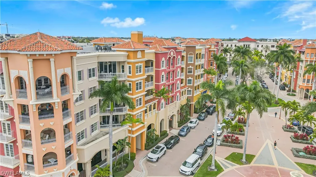 450 Bayfront Place Naples FL 34102