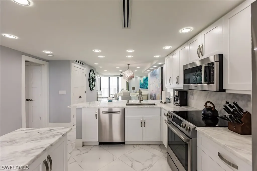 440 Seaview Court Marco Island FL 34145