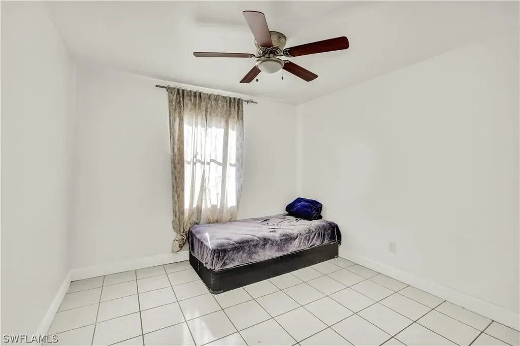 2540 47th Terrace SW Naples FL 34116