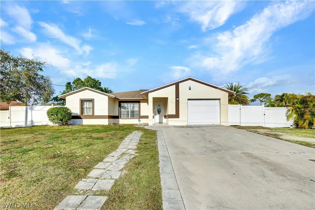 2540 47th Terrace SW Naples FL 34116