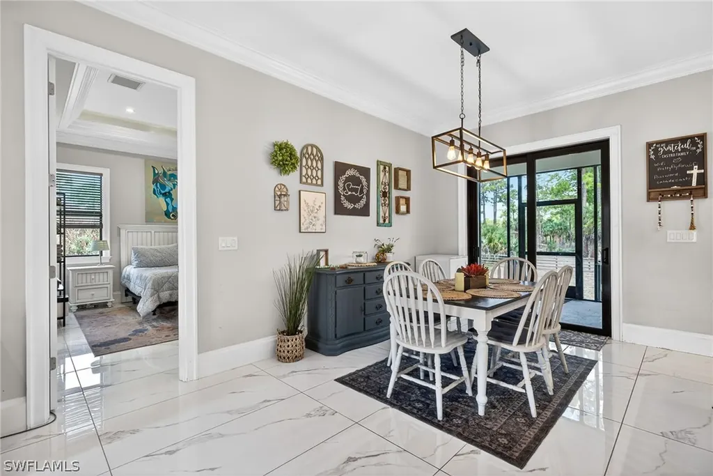 4233 4th Avenue NE Naples FL 34120