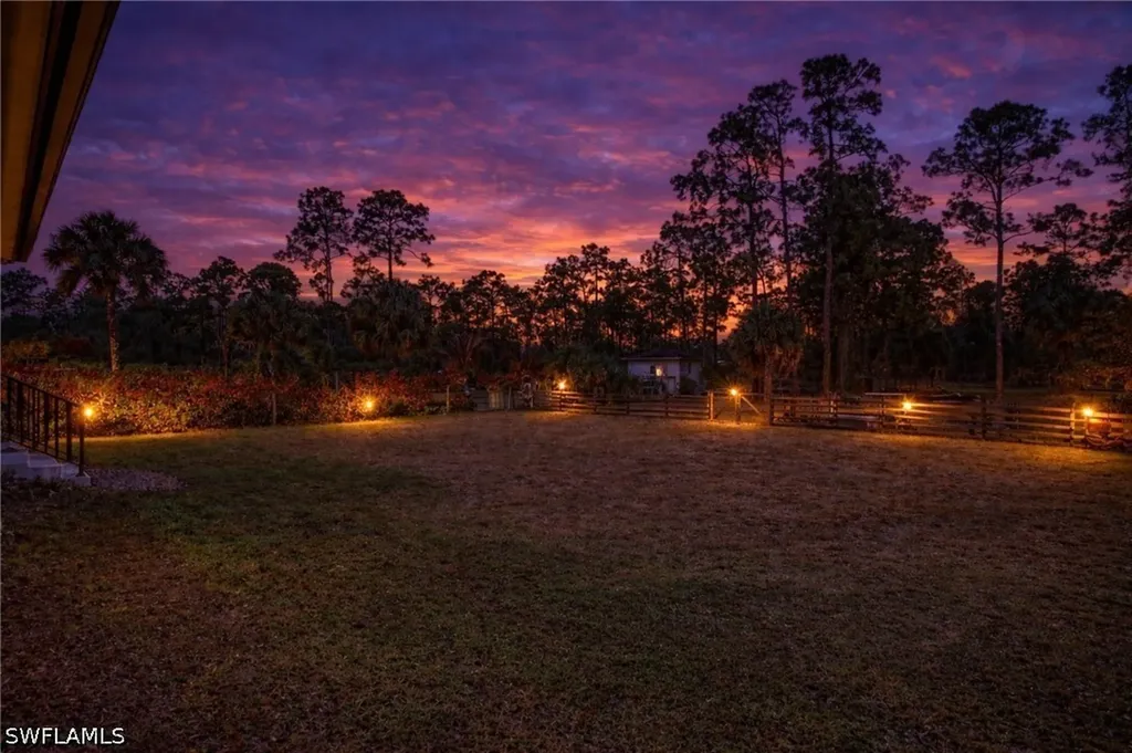4233 4th Avenue NE Naples FL 34120
