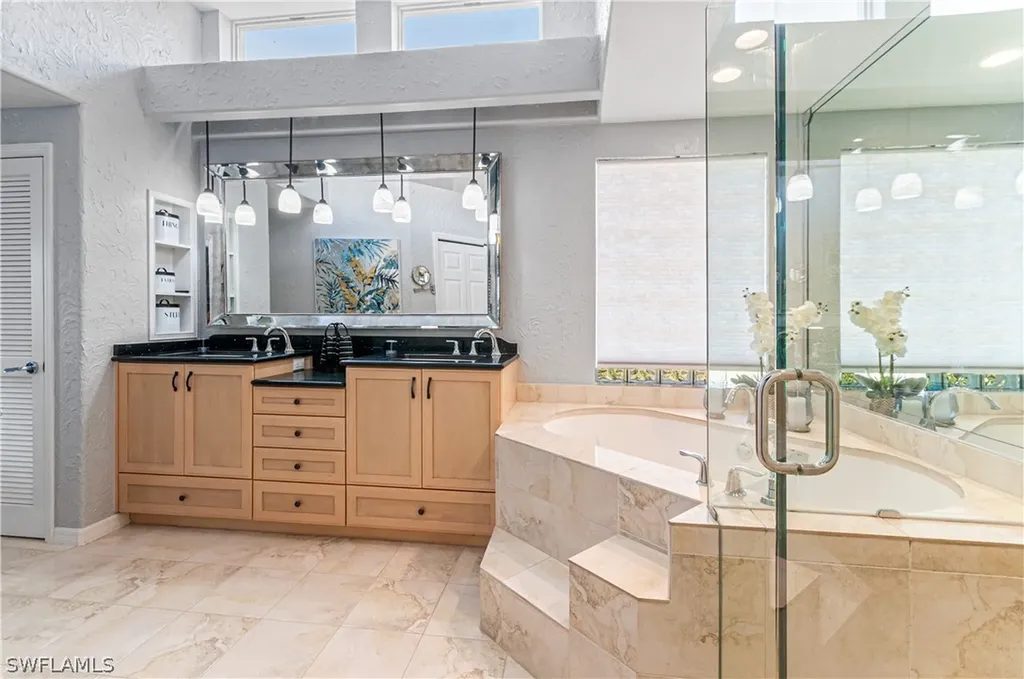 5965 Ashford Lane Naples FL 34110