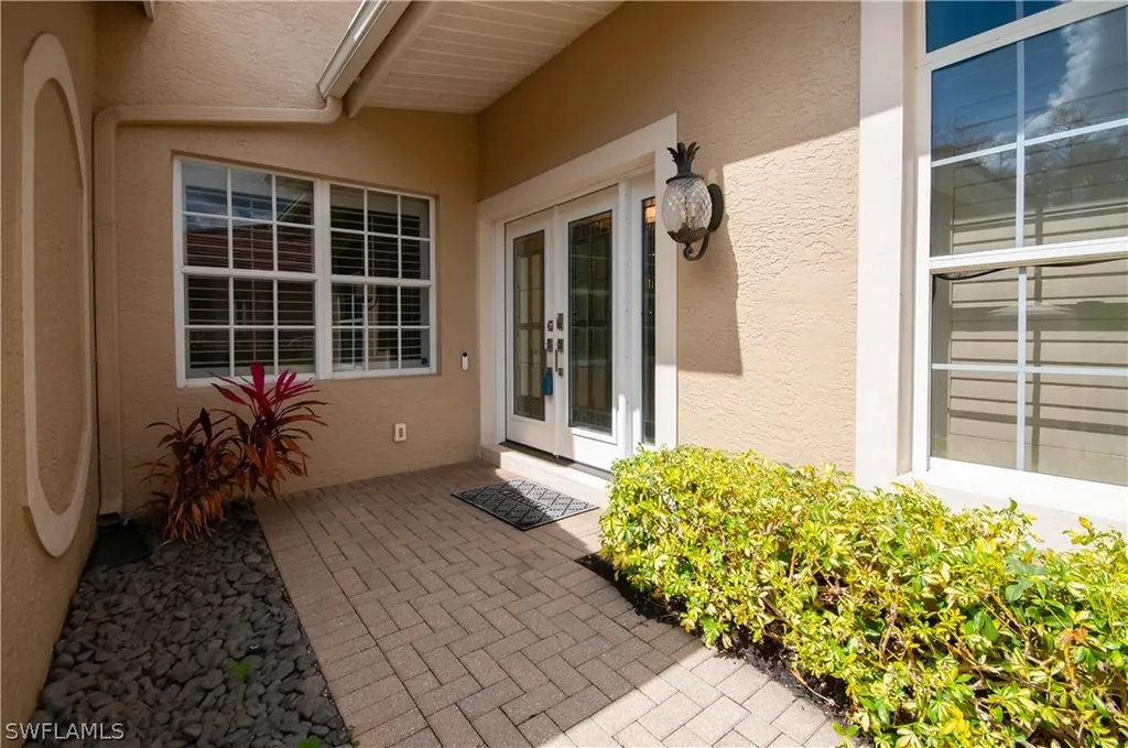 5965 Ashford Lane Naples FL 34110
