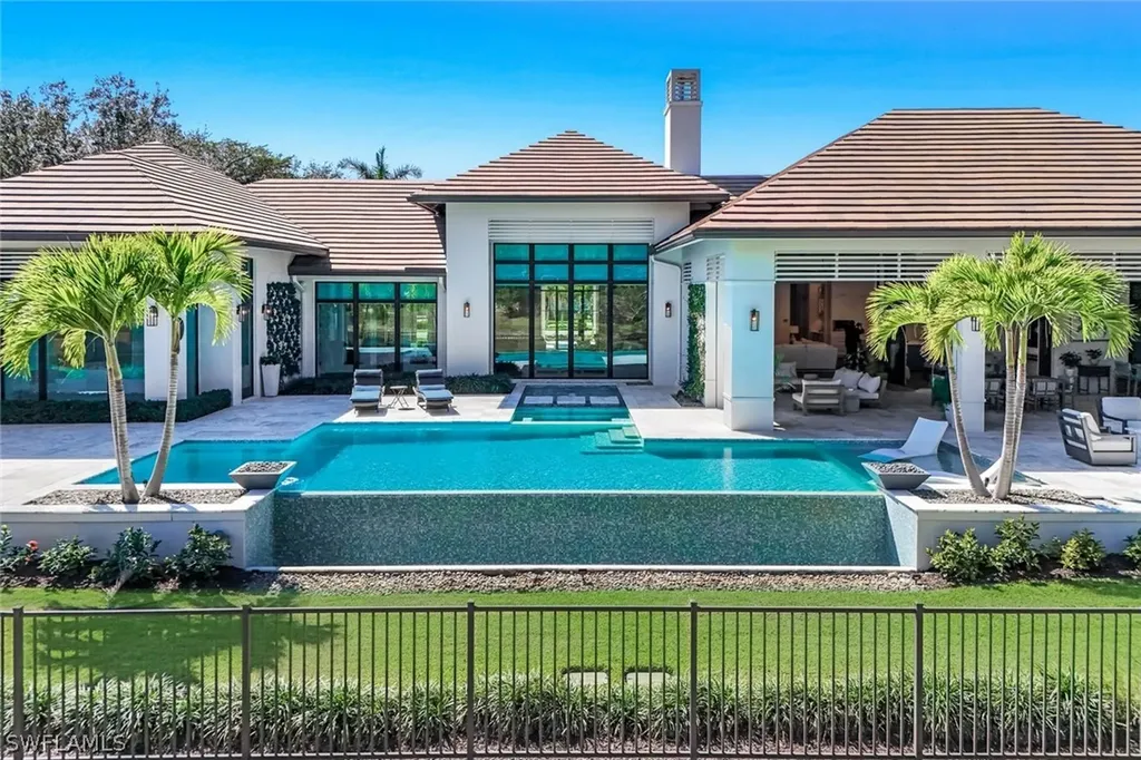 2818 Thistle Way Naples FL 34105