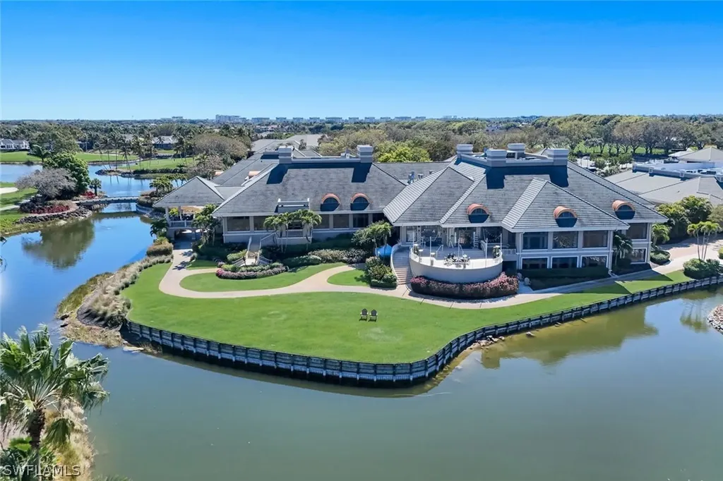2818 Thistle Way Naples FL 34105
