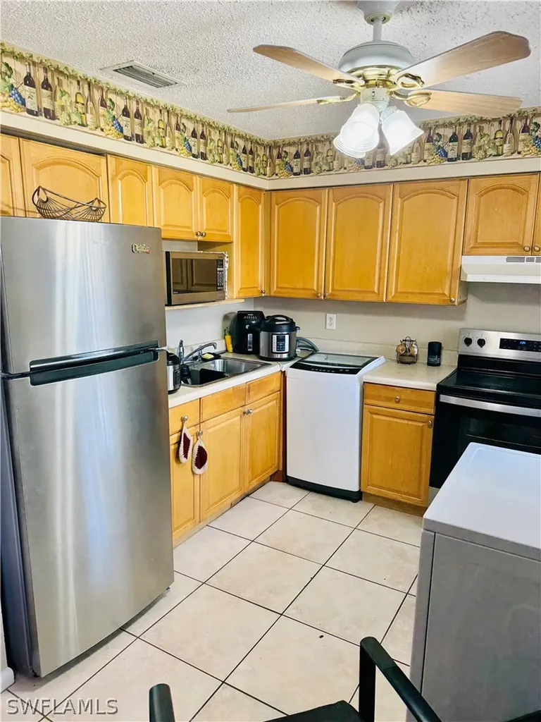 3325 Airport Road N Naples FL 34105