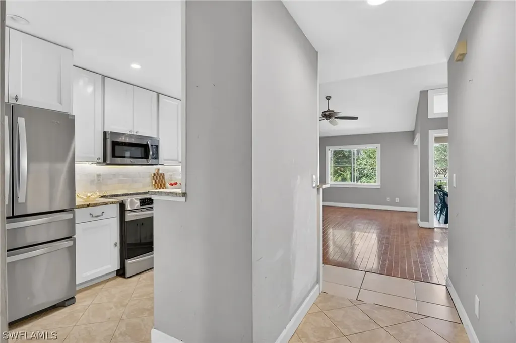2810 Citrus Lake Drive Naples FL 34109