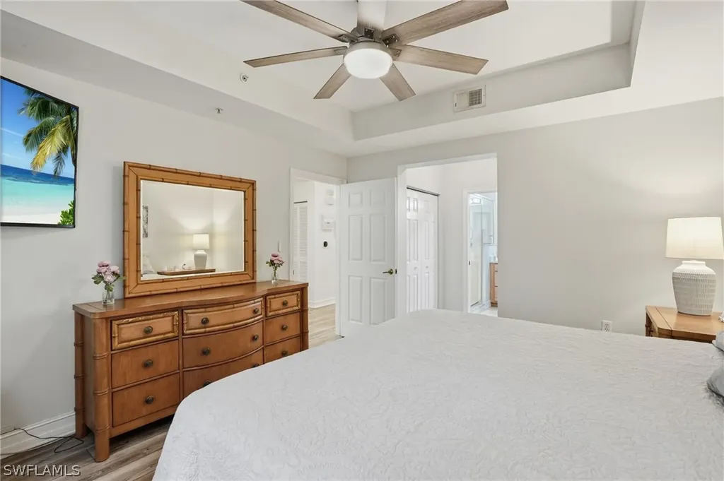 1882 Tarpon Bay Drive S Naples FL 34119