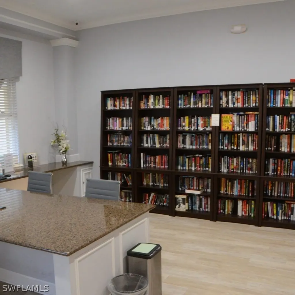 1882 Tarpon Bay Drive S Naples FL 34119