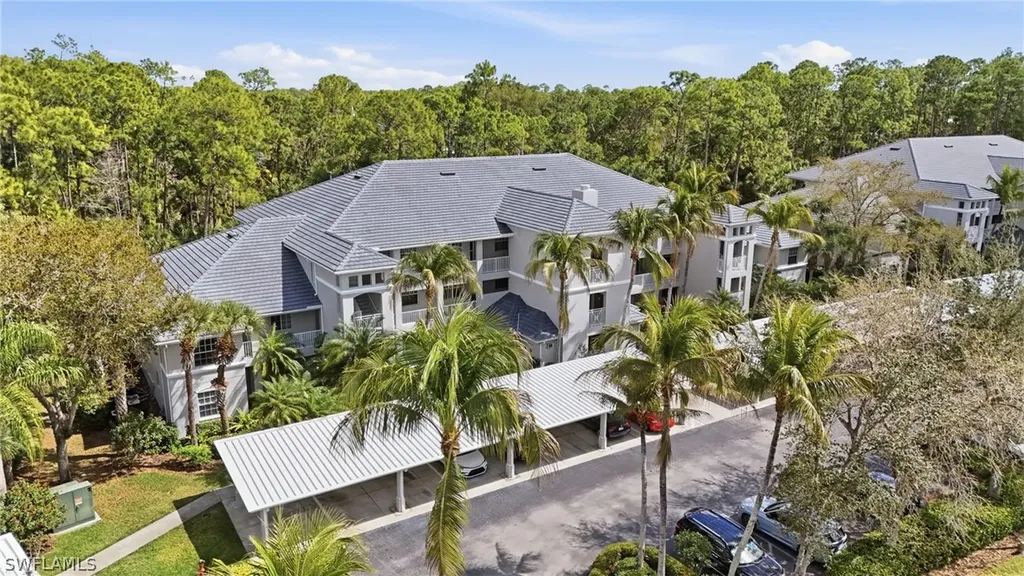 1882 Tarpon Bay Drive S Naples FL 34119