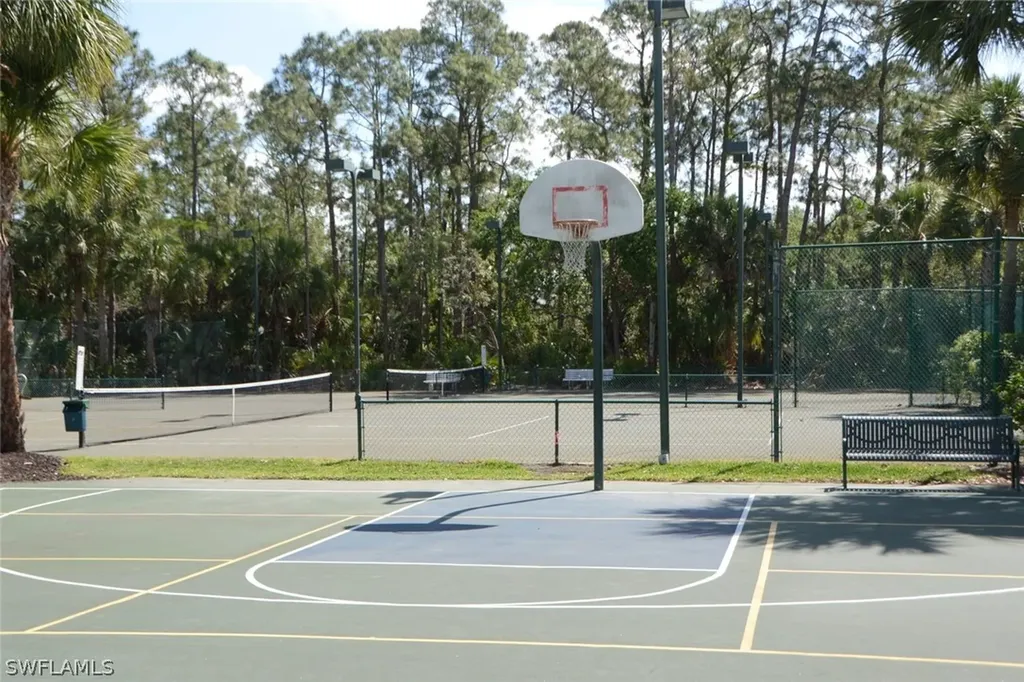 1882 Tarpon Bay Drive S Naples FL 34119