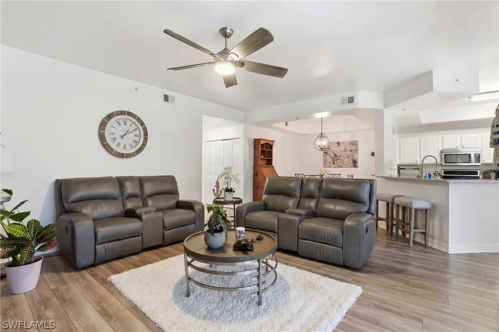 1882 Tarpon Bay Drive S Naples FL 34119