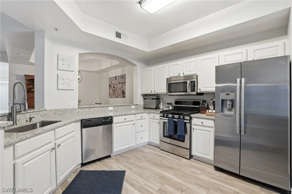 1882 Tarpon Bay Drive S Naples FL 34119