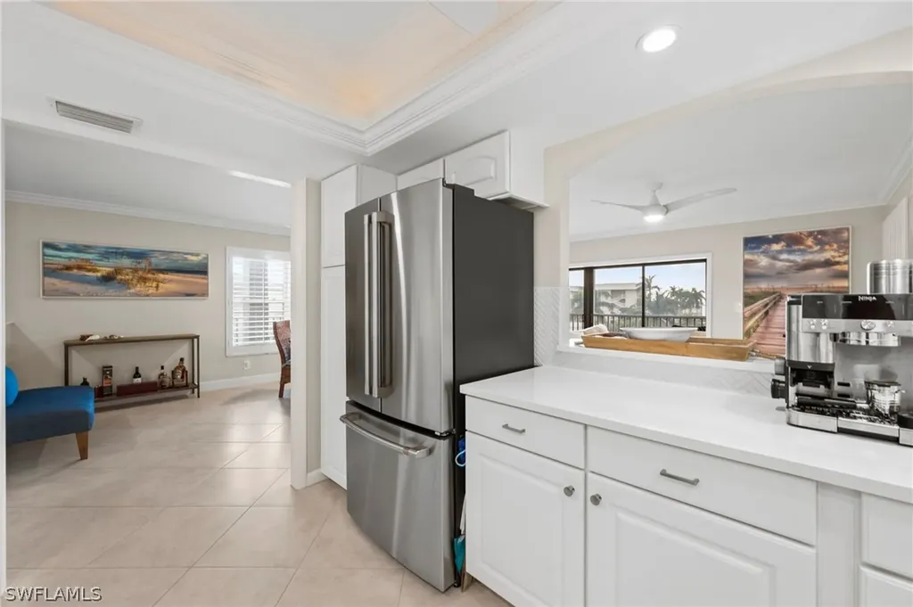 2880 Gulf Shore Boulevard N Naples FL 34103
