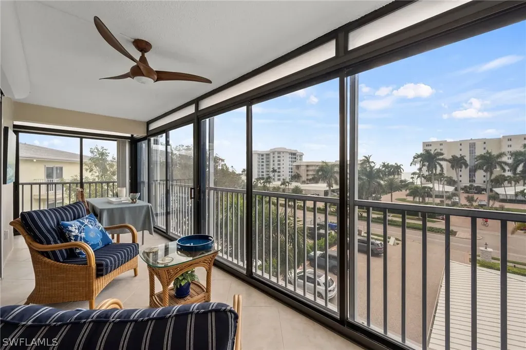 2880 Gulf Shore Boulevard N Naples FL 34103