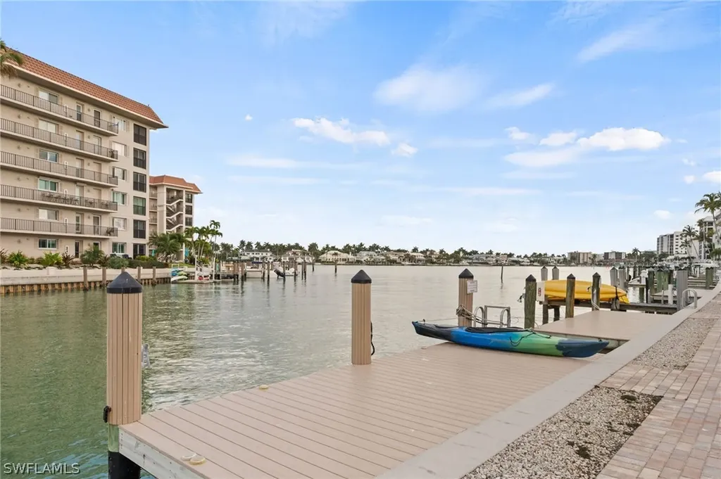 2880 Gulf Shore Boulevard N Naples FL 34103