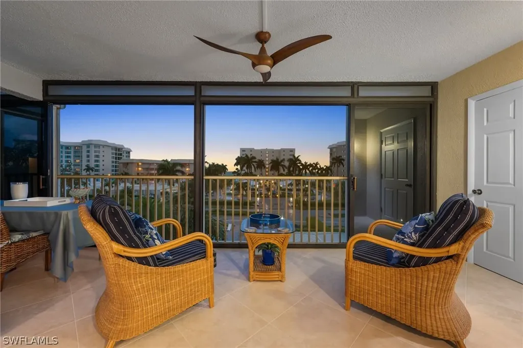 2880 Gulf Shore Boulevard N Naples FL 34103