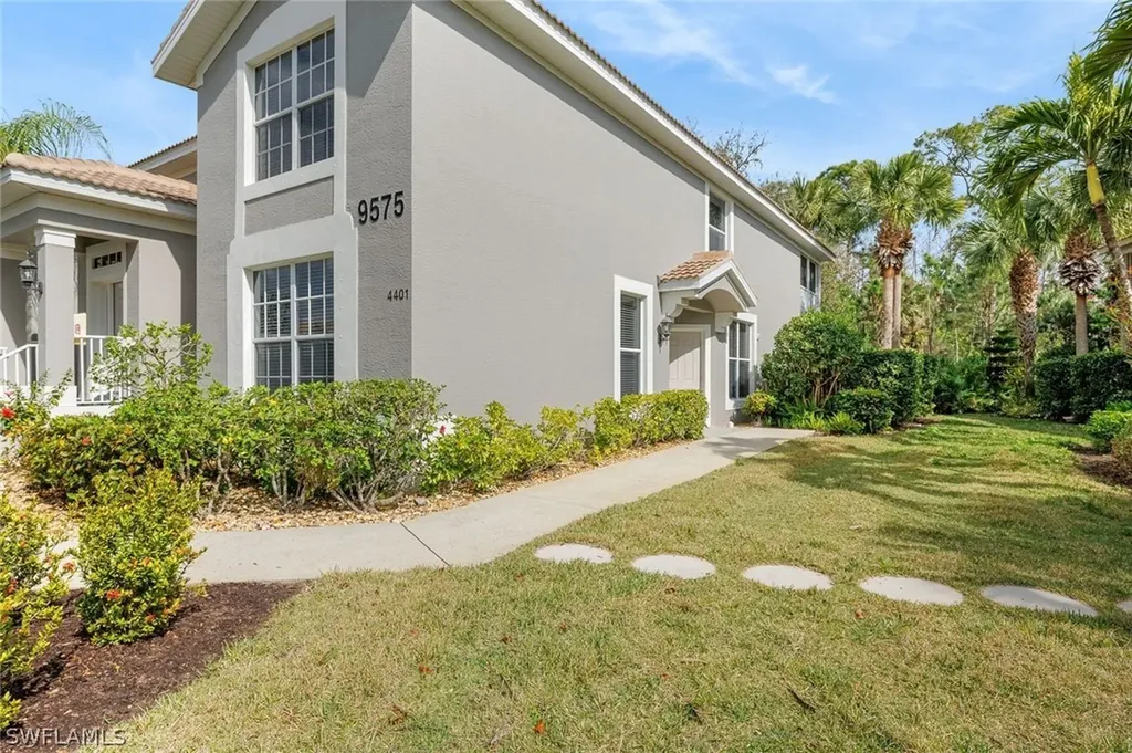 9575 Hemingway Lane Fort Myers FL 33913