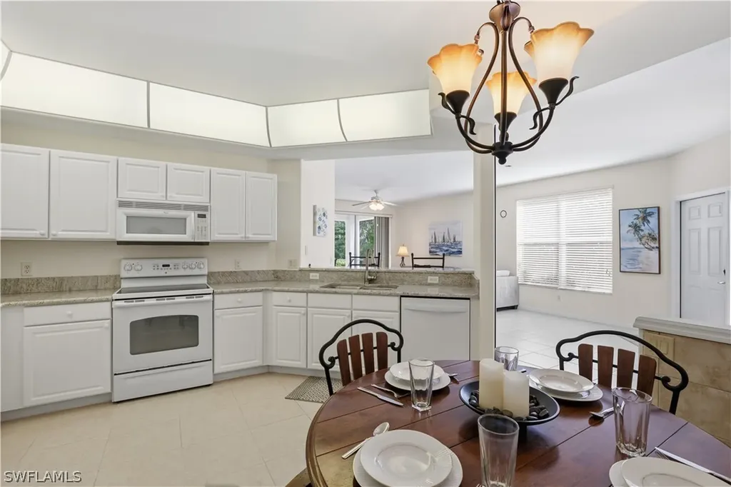 9575 Hemingway Lane Fort Myers FL 33913