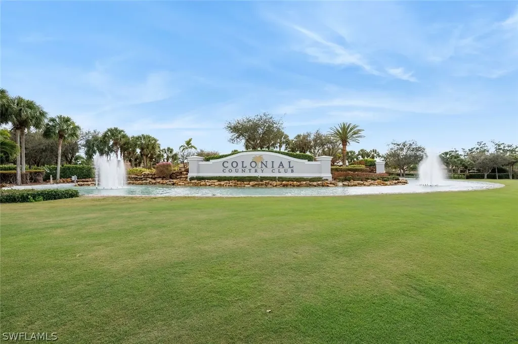 9575 Hemingway Lane Fort Myers FL 33913