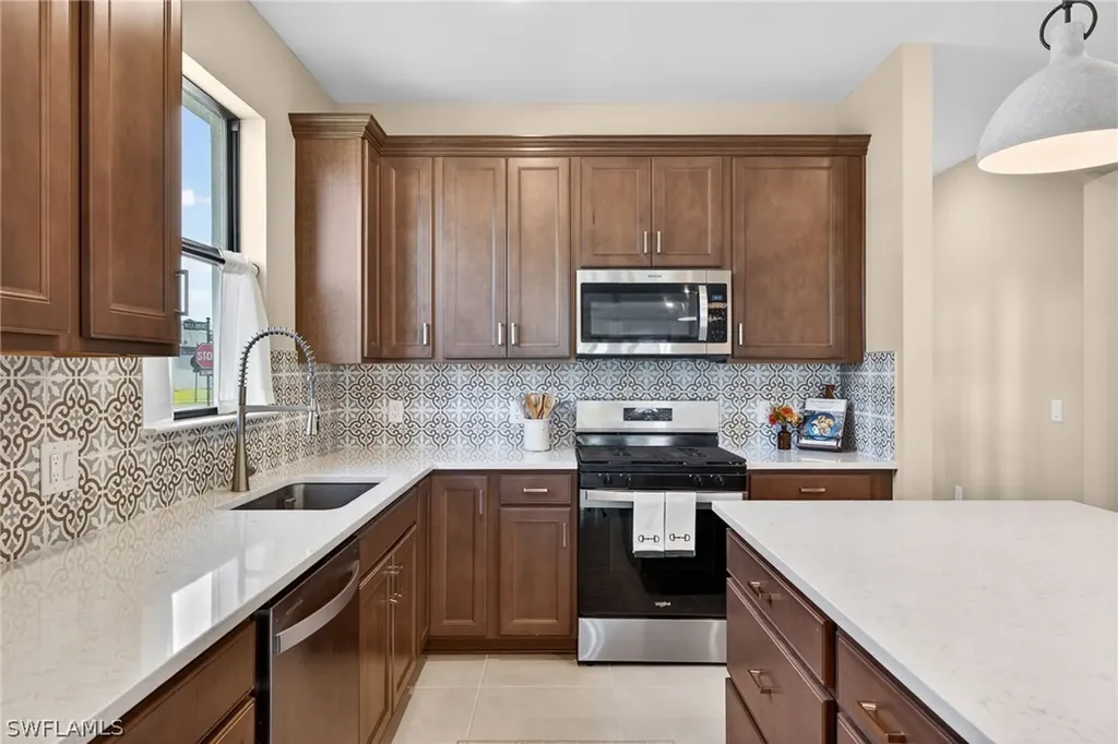 20548 Pebble Glen Drive Estero FL 33928