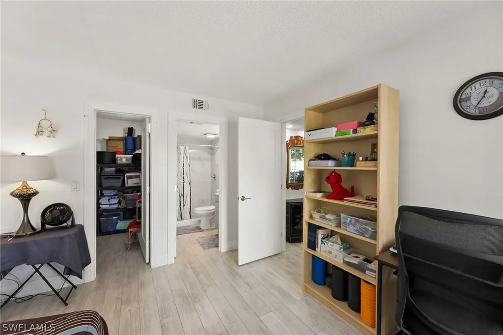 201 Santa Clara Drive Naples FL 34104