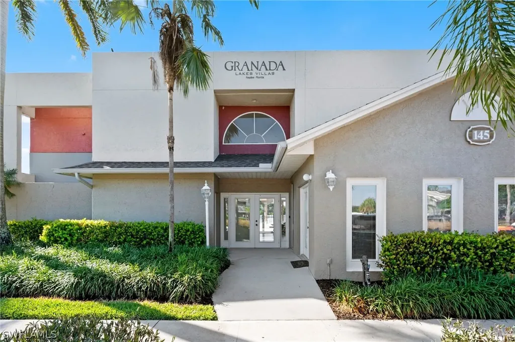 201 Santa Clara Drive Naples FL 34104
