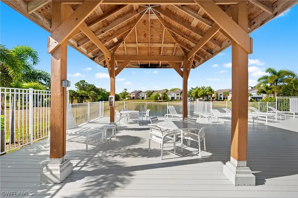 201 Santa Clara Drive Naples FL 34104