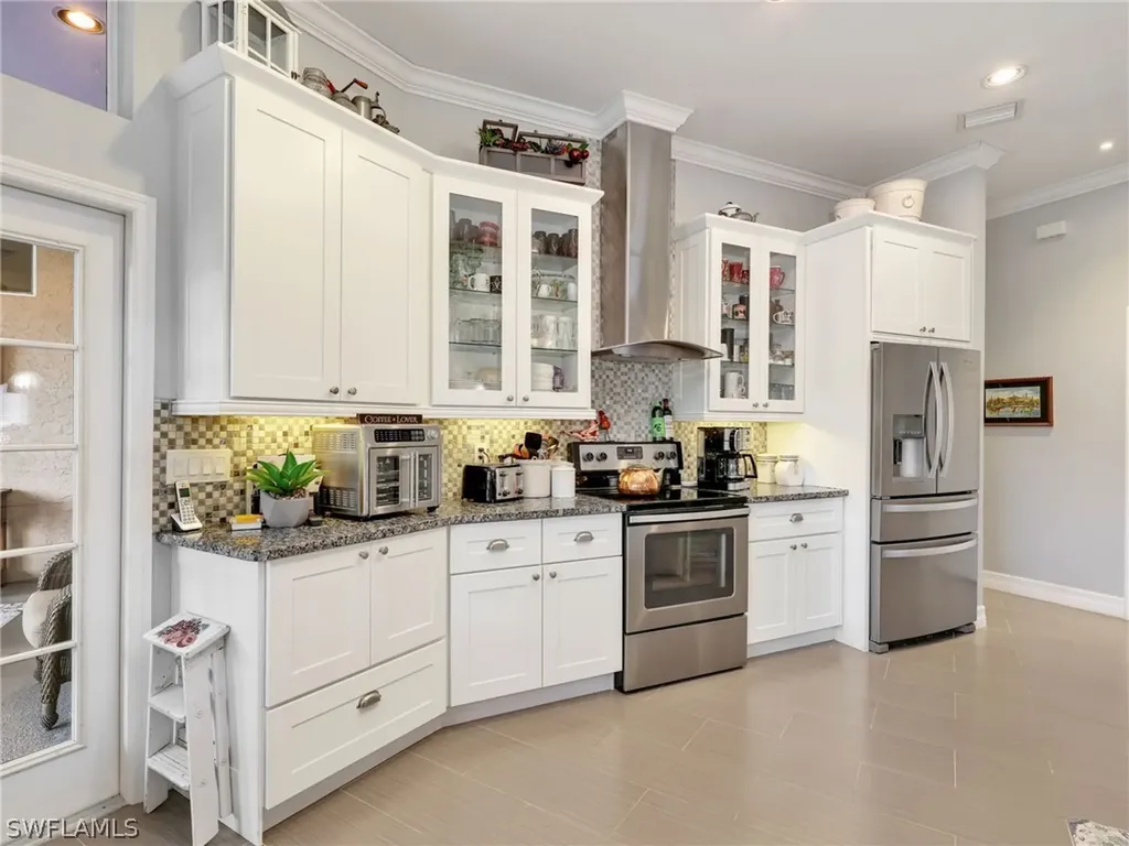 2033 Teagarden Lane Naples FL 34110