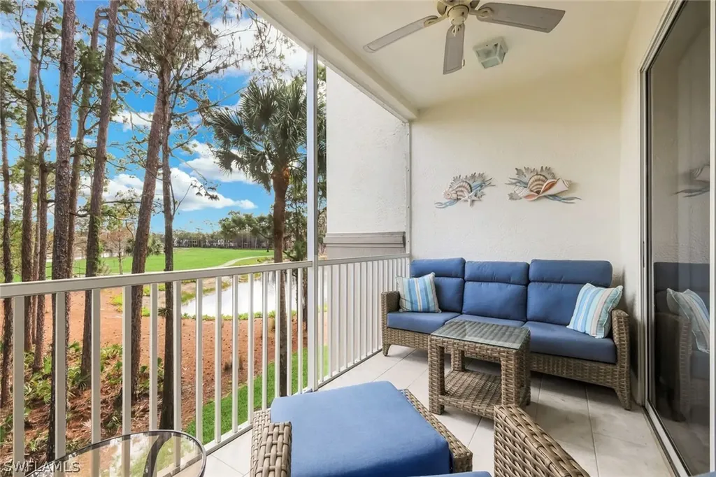 8253 Parkstone Place Naples FL 34120