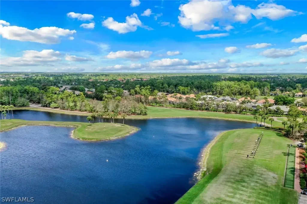 8253 Parkstone Place Naples FL 34120