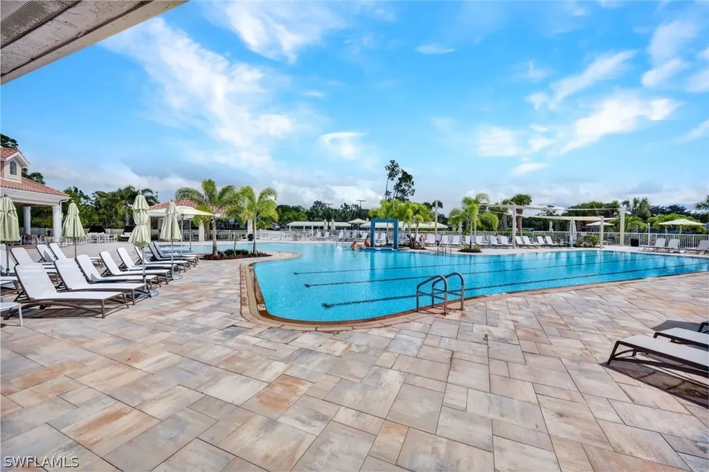 8253 Parkstone Place Naples FL 34120