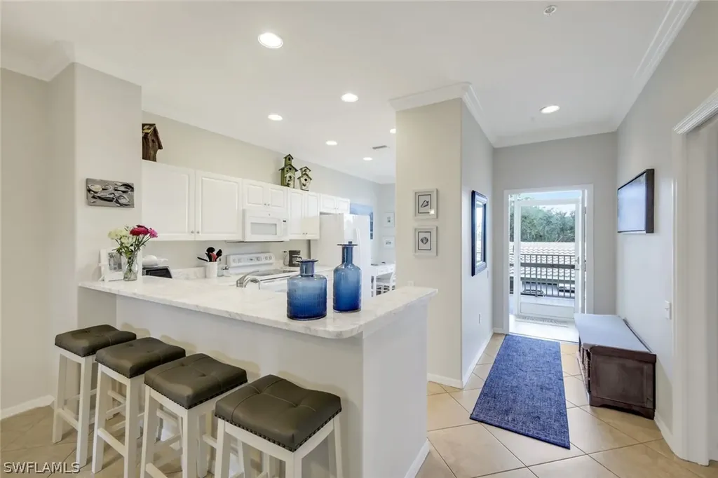 8253 Parkstone Place Naples FL 34120
