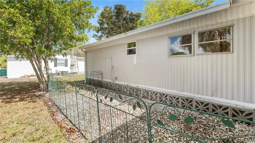 171 Grassy Key Lane Naples FL 34114