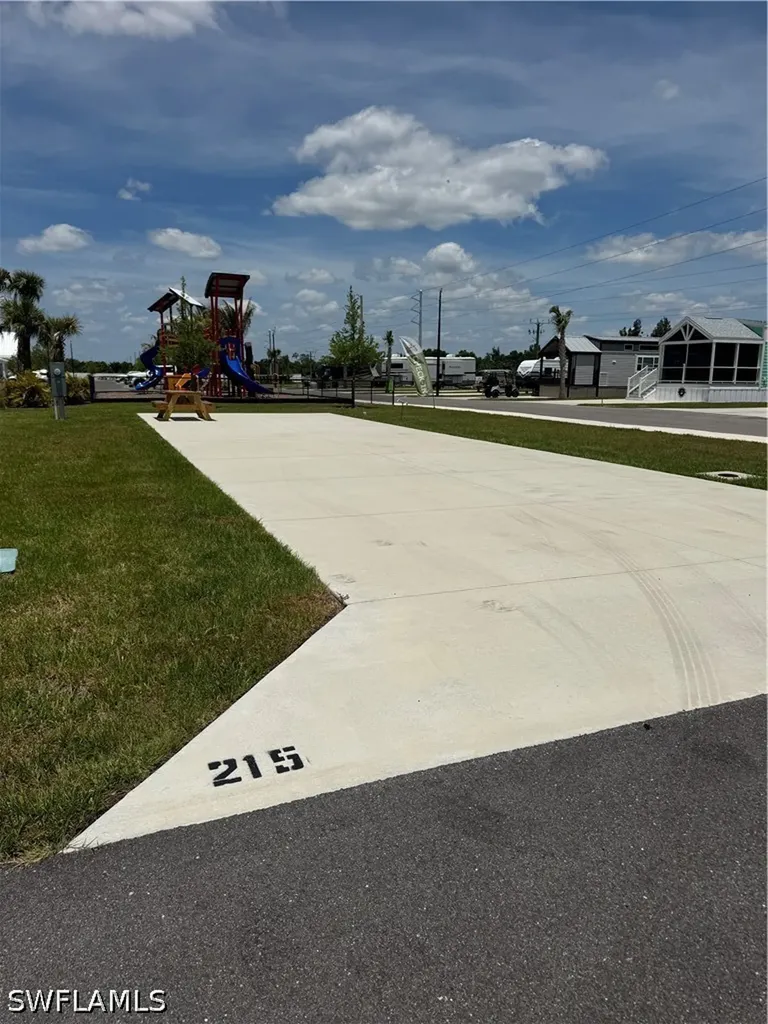 215 Riverclub Punta Gorda FL 33982