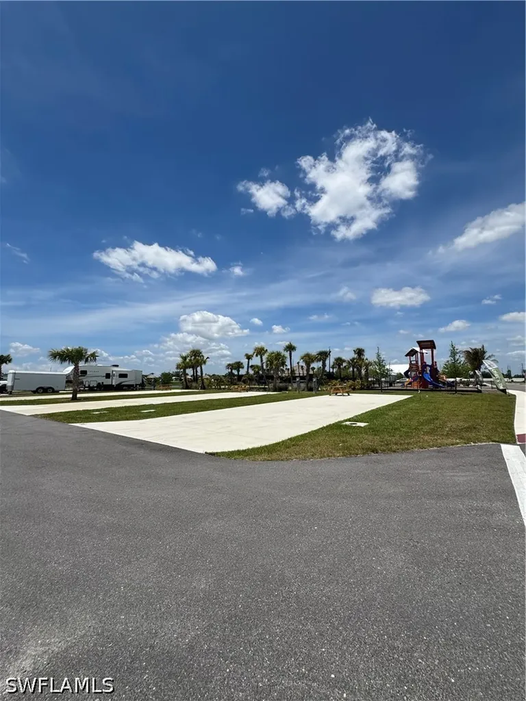 215 Riverclub Punta Gorda FL 33982