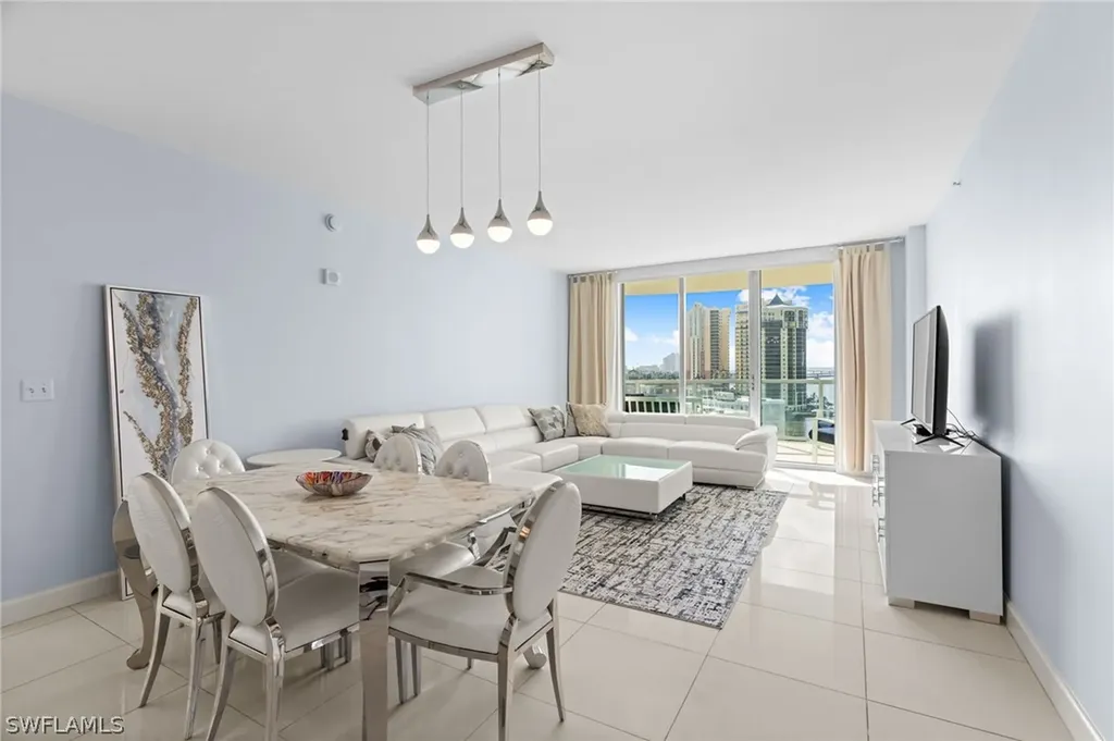 3000 Oasis Grand Boulevard Fort Myers FL 33916