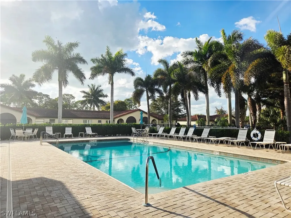 1086 Forest Lakes Drive Naples FL 34105