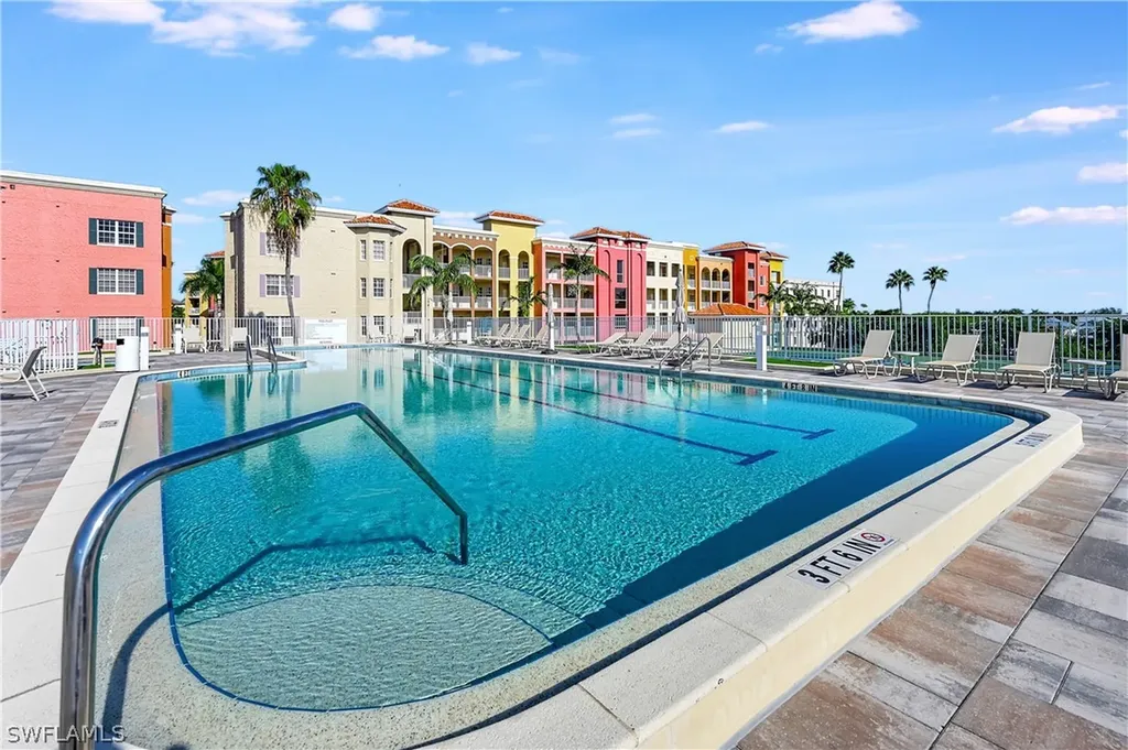 410 Bayfront Place Naples FL 34102