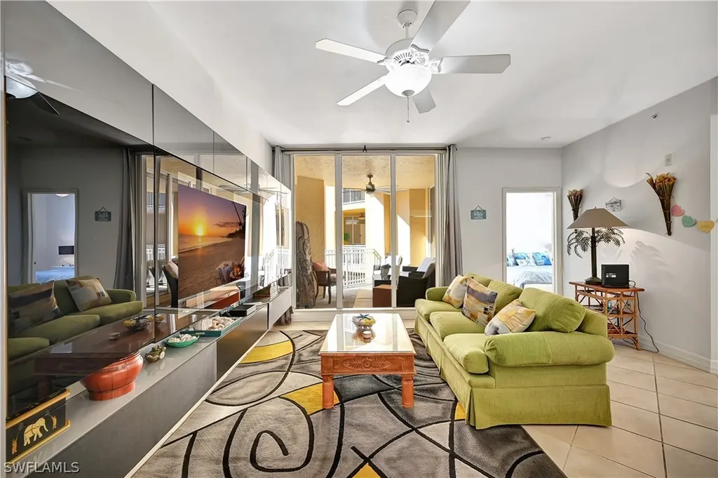 410 Bayfront Place Naples FL 34102