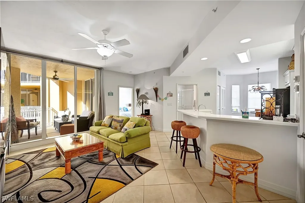 410 Bayfront Place Naples FL 34102