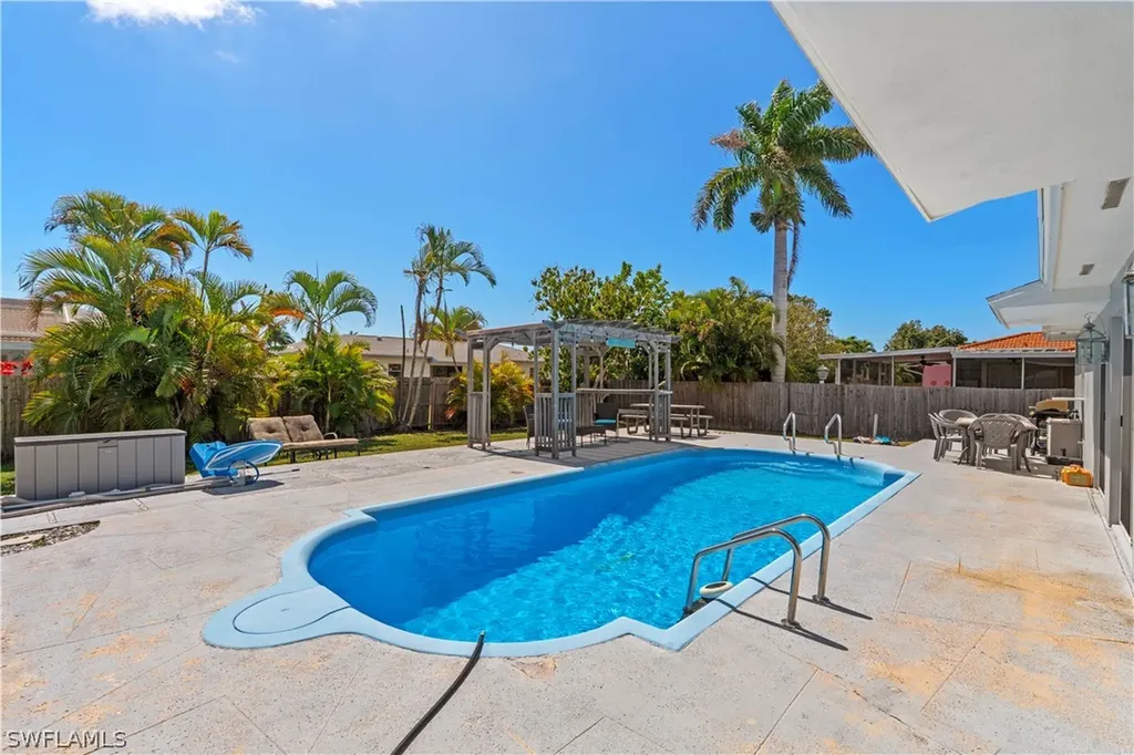 1263 N Collier Boulevard Marco Island FL 34145