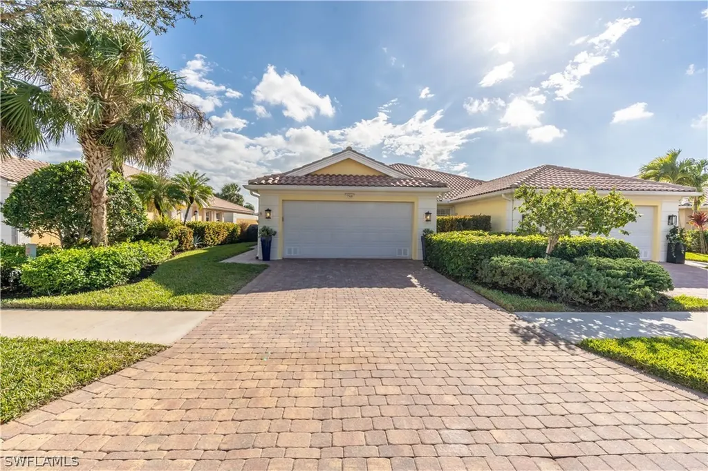 7568 Novara Court Naples FL 34114