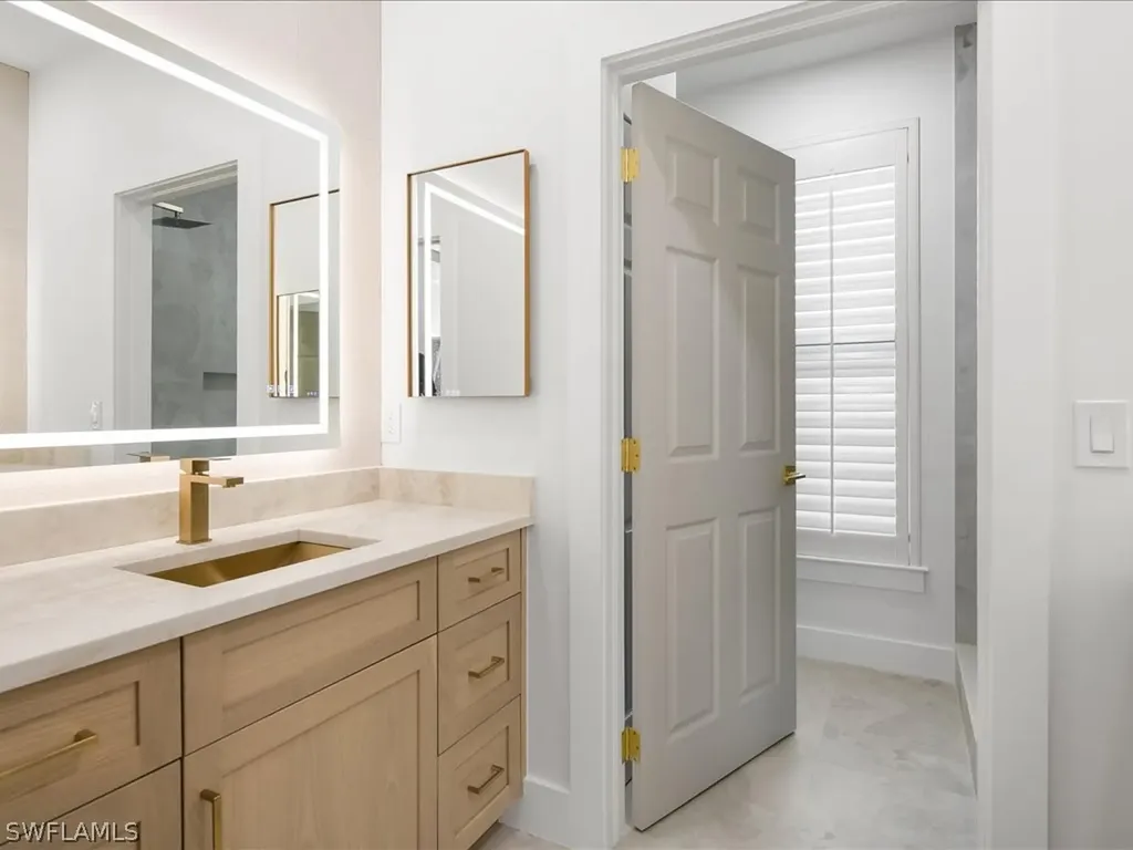 9541 Wilshire Lakes Boulevard Naples FL 34109