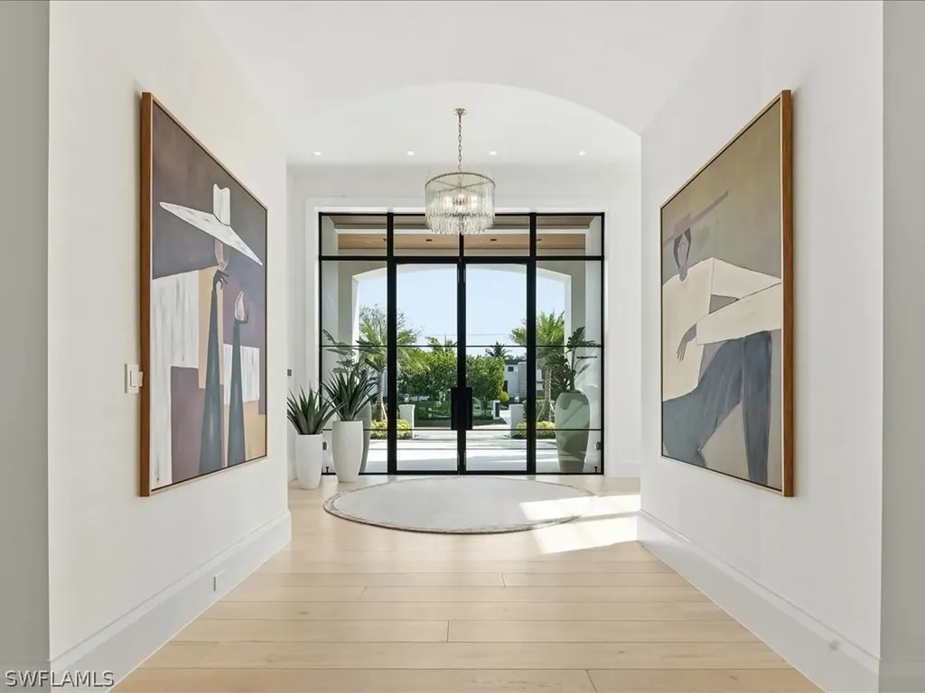 117 West Street Naples FL 34108