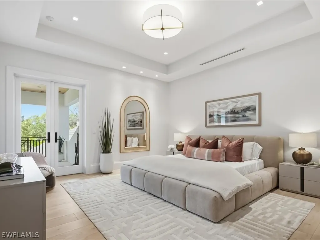 117 West Street Naples FL 34108