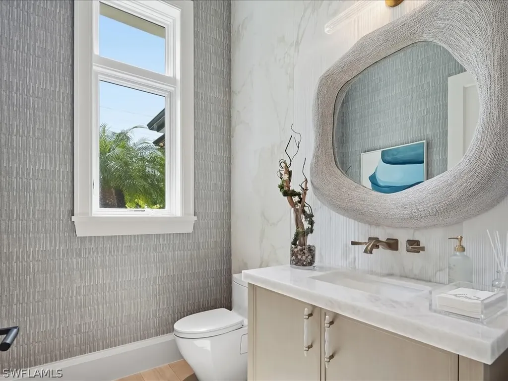 117 West Street Naples FL 34108
