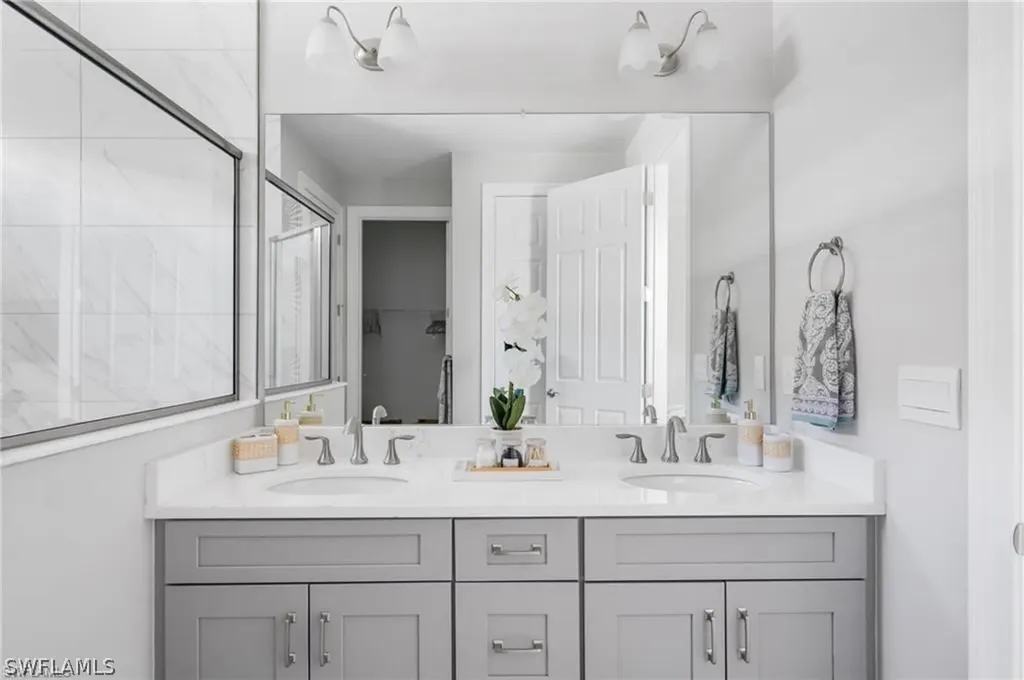 16769 Siesta Drum Way Bonita Springs FL 34135