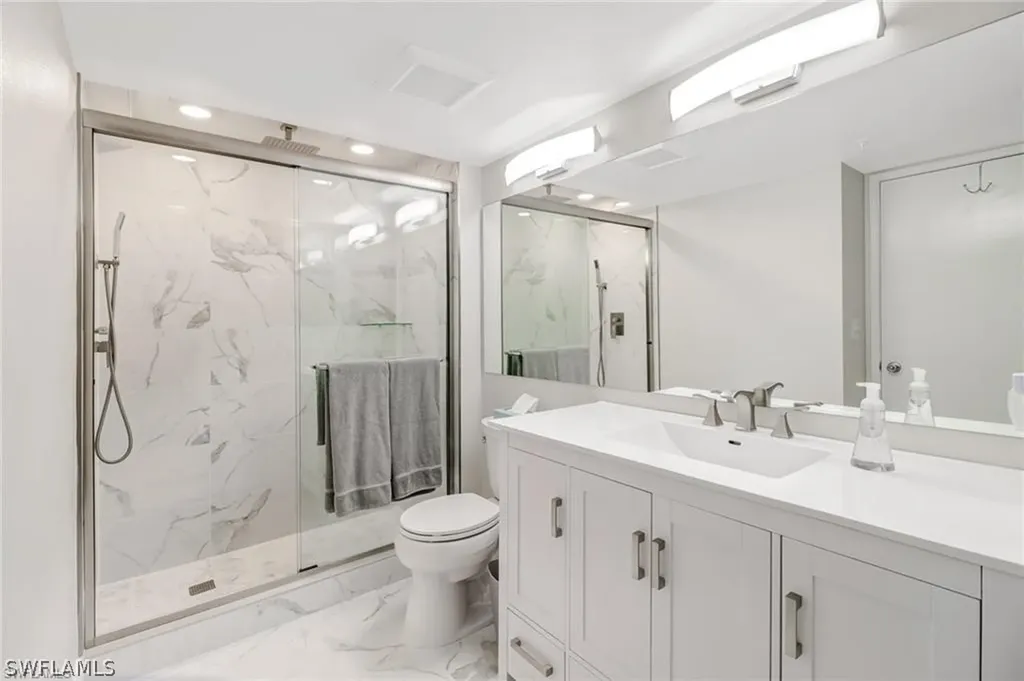 1265 Wildwood Lakes Boulevard Naples FL 34104